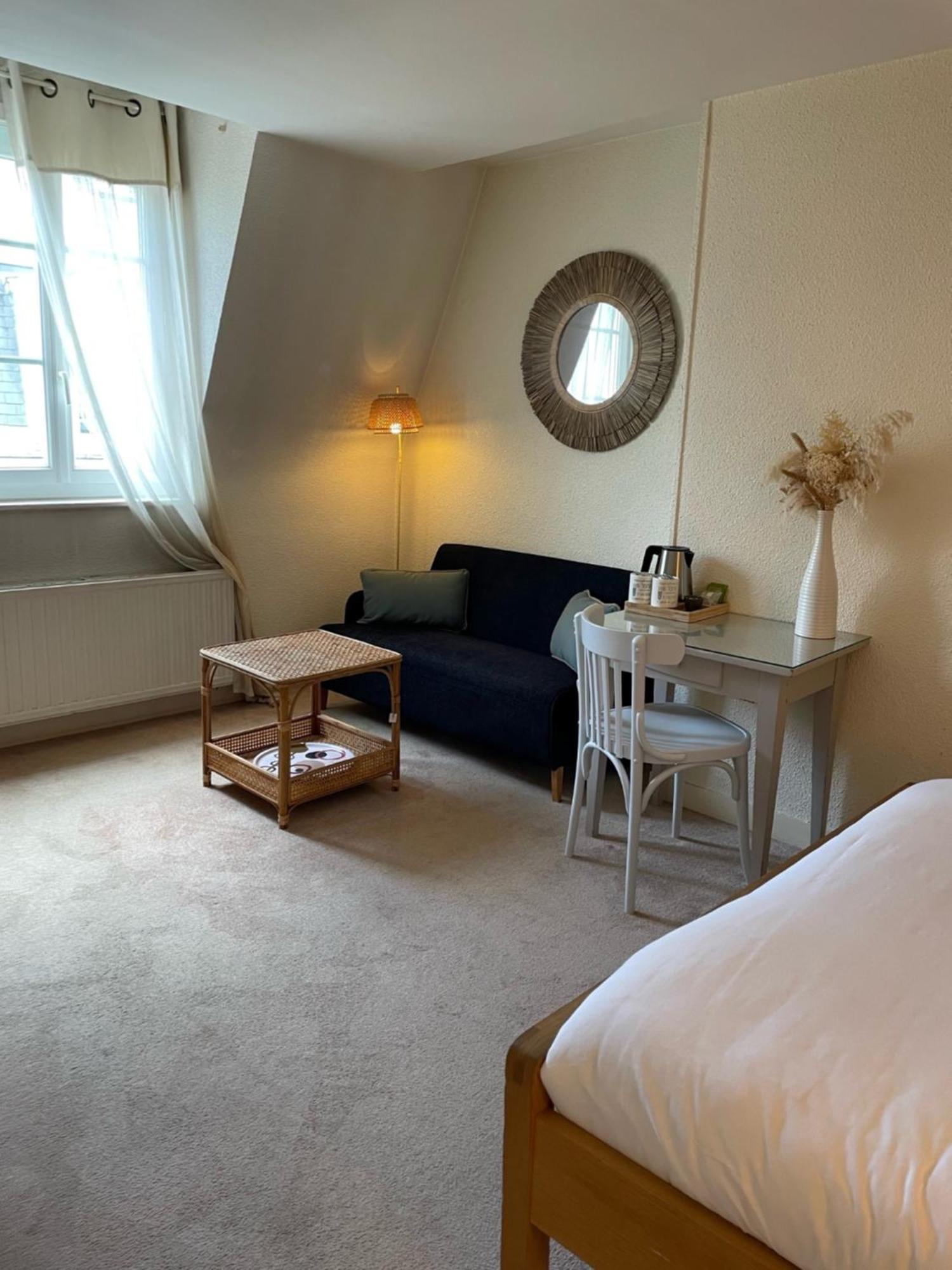 Hotel Des Falaises Villers-sur-Mer Eksteriør billede