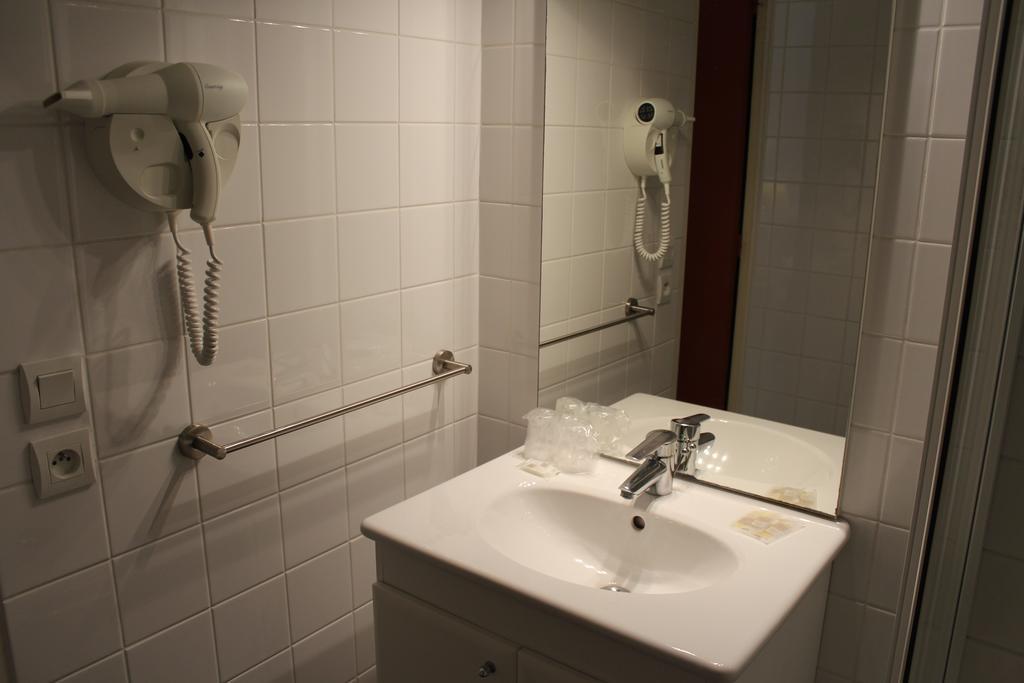 Hotel Des Falaises Villers-sur-Mer Eksteriør billede