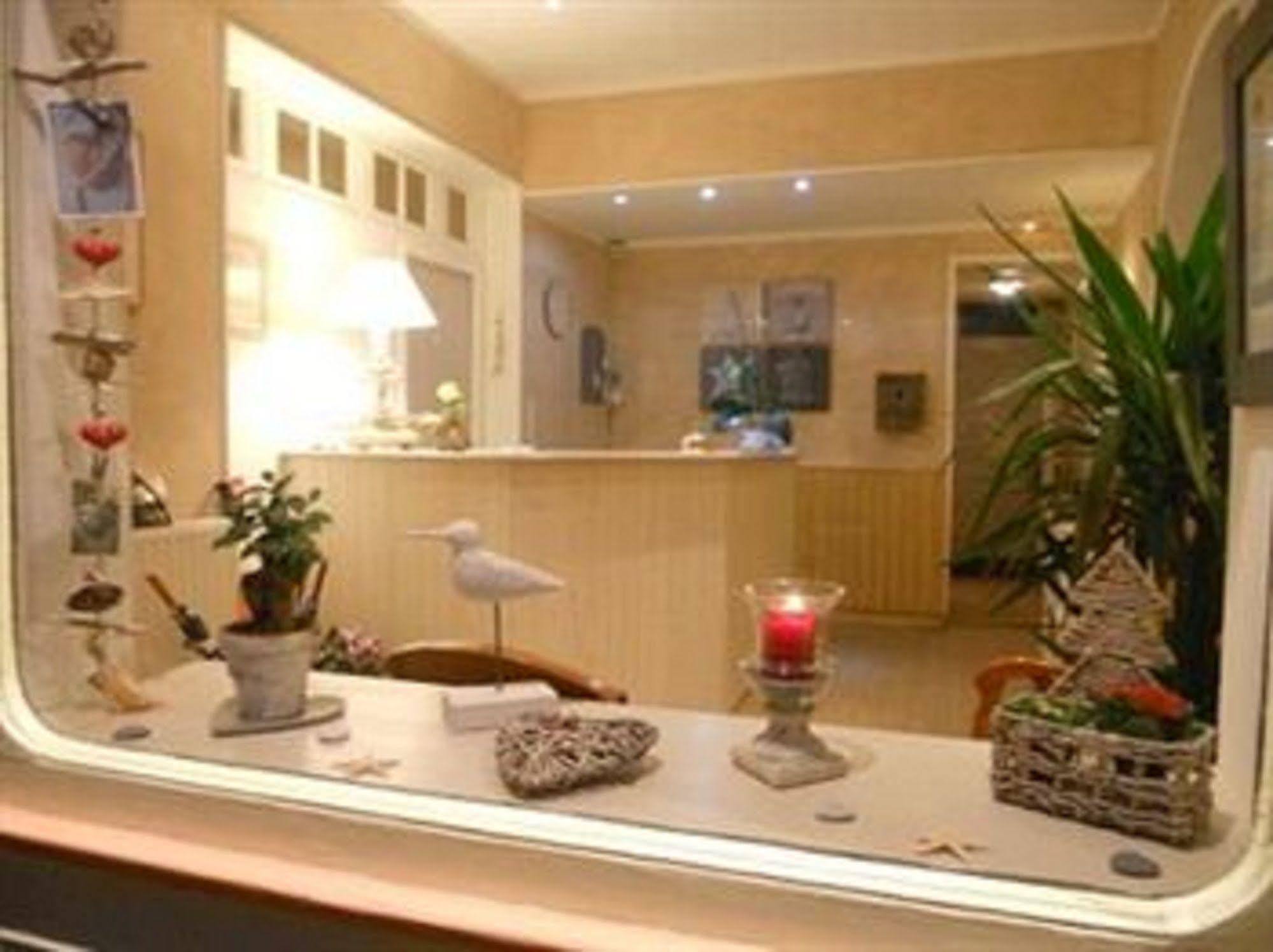 Hotel Des Falaises Villers-sur-Mer Eksteriør billede