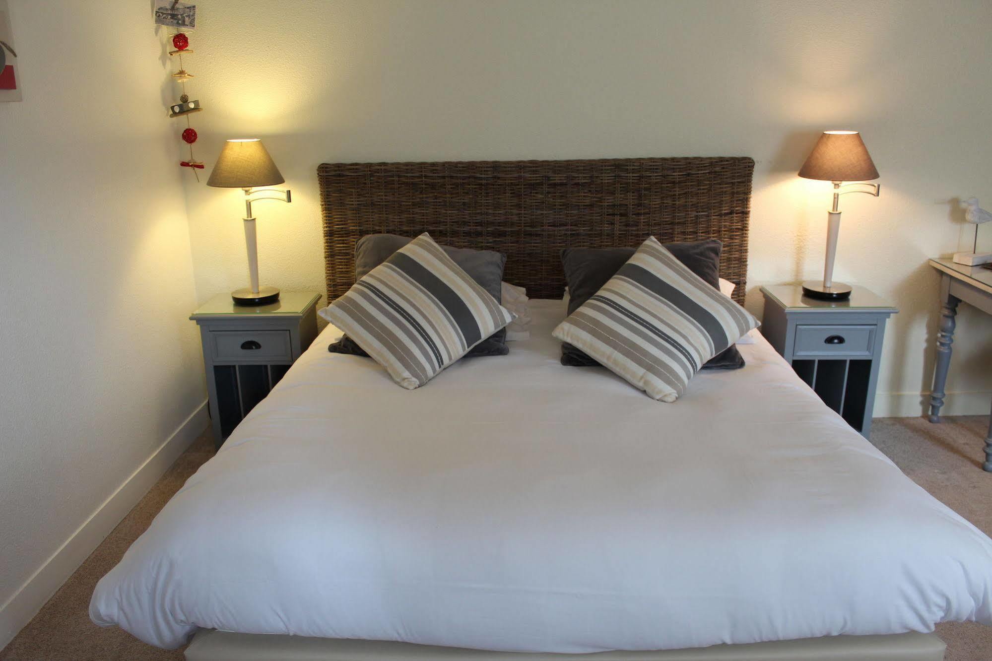 Hotel Des Falaises Villers-sur-Mer Eksteriør billede